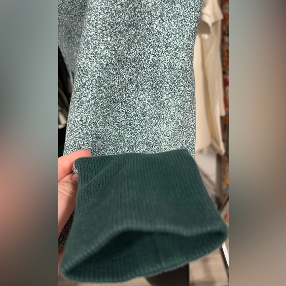 Lululemon Scuba Jacket - Picture 5 of 15